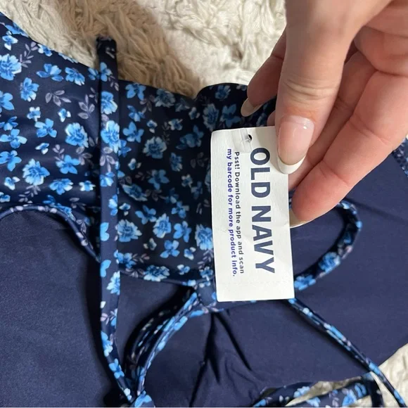 Old Navy floral one piece swimsuit - Picture 8 of 8